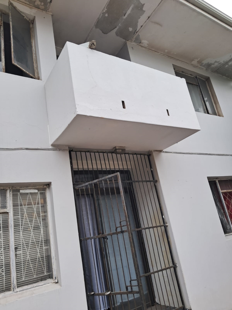 1 Bedroom Property for Sale in Port Elizabeth Eastern Cape